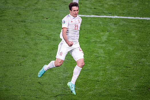 «Реал Сосьедад» продлил контракт с Оярсабалем