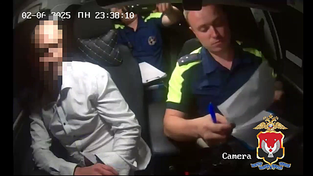 Для остановки машины нетрезвого водителя-лихача в Удмуртии полицейские применили табельное оружие