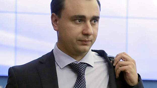 Экс-директору ФБК Жданову продлили арест