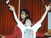 Первый канал лишил фильм о Джексоне интимных сцен