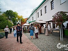 "Площадь соприкосновения с непознанным". Как прошёл мультиформатный фестиваль "Книжный дворик"