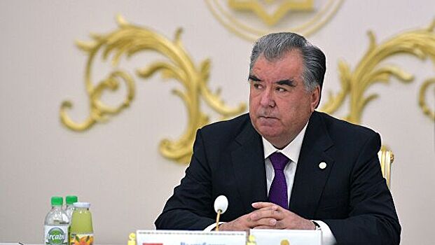 Президент Таджикистана отправил правительство страны в отставку