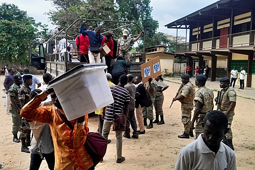 AFP: Армия Габона объявила о роспуске институтов власти, в столице идет стрельба