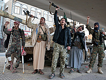 Утопившего страну в крови диктатора убили его же союзники