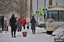 В Первоуральске на остановке убили мужчину