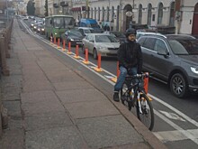 Власти Петербурга сохранят велополосу на набережной реки Фонтанки