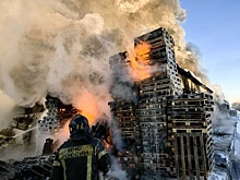 На складе в Новосибирске ликвидировали открытое горение