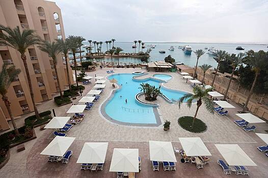 Туроператоры назвали самое доступное пляжное направление на 8 Марта