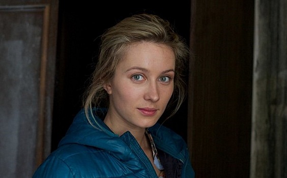 Актриса Кристина Казинская: «На съемках поправилась так, что костюмы еле застегивались»
