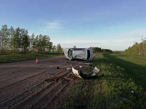 На дороге в Саракташе перевернулся Mitsubishi