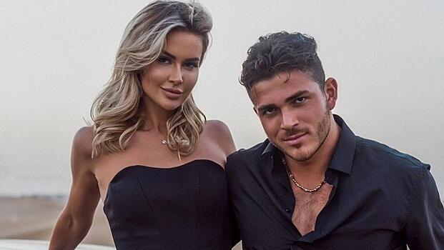 Звезда «Дома-2» Марина Африкантова намекнула, что состоит в новых отношениях после развода с Романом Капаклы, и вывела подписчиков из себя