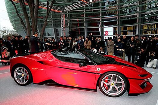 Россияне стали больше покупать суперкаров Ferrari