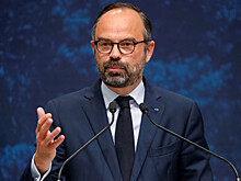 Премьер Франции рассказал об отмене санкций против России «в любой момент»