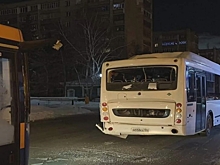 Автобусы №64 и 96 не поделили дорогу на улице Ленина в Новосибирске