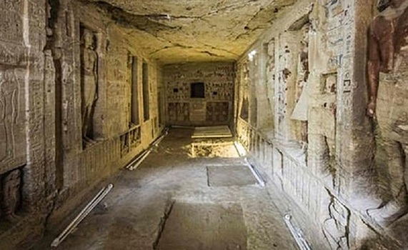Открывший гробницу в египетской Саккаре рабочий рассказал о «проклятии фараона»