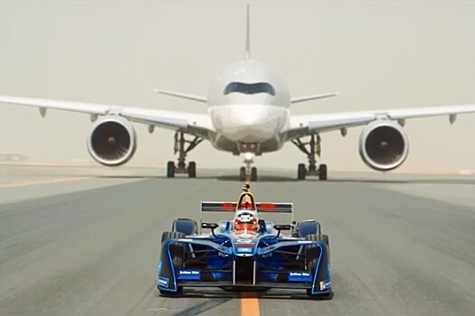 Заезды в Дохе в 2018 году: Формула-Е против Airbus и Boeing