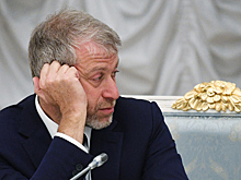 PageSix: Абрамович пытался занять у друзей миллион долларов