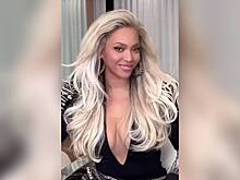 Бейонсе снялась в откровенном наряде с глубоким декольте