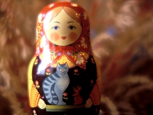 Не только балалайка и матрешка: какие сувениры скупают иностранцы в России