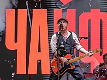 Олдскул и «Новороссия»: Владимир Шахрин о новом альбоме «Чайфа», театре и кинопеределках