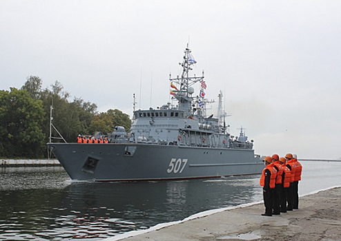 Корабль противоминной обороны Балтийского флота «Александр Обухов» вернулся в базу