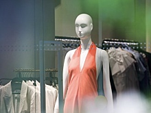 В России начали закрывать магазины одежды и обуви