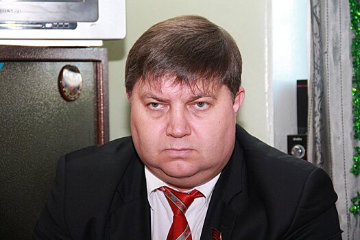Депутат саратовской гордумы рассказал, что отказался «свалить Володина». После этого его сына задержали за наркотики