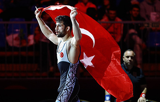 Сборная Турции выиграла медальный зачет чемпионата Европы по борьбе в Будапеште