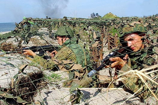 Российских десантников подготовят к боям в джунглях