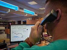 Объяснены остановки торгов на бирже в Петербурге