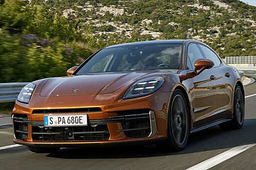 Изображение нового Porsche Panamera появилось в сети за день до дебюта
