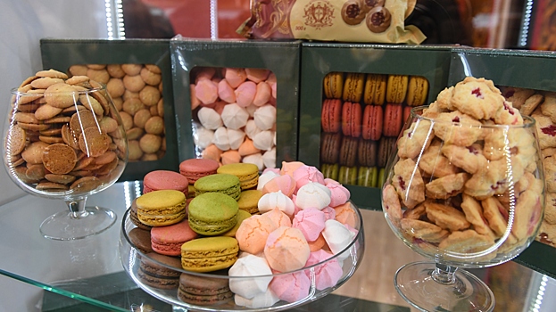 Нутрициолог назвала безопасные сладости, которые можно купить в магазине