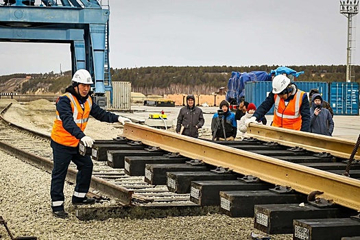 В Якутии "золотое звено" соединило железную дорогу с речной артерией