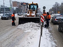 139 снегоуборочных машин вышли на дороги в снегопад в Ижевске минувшей ночью
