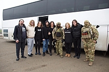 Российские звезды выступили перед бойцами в Мелитополе