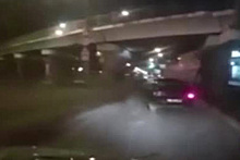 Уходивший от полицейской погони россиянин попытался спрятаться в багажнике