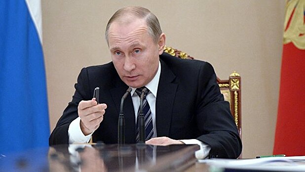 Путин пообещал КамАЗу дальнейшую поддержку