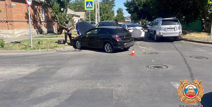 В Ростове в массовом ДТП пострадали пять человек