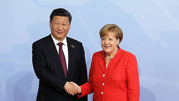 Меркель и Си Цзиньпин обсудили итоги Берлинской конференции по Ливии