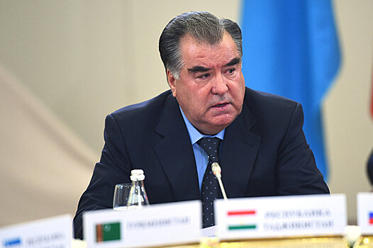 Рахмон назвал АБР одним из надежных партнеров Таджикистана