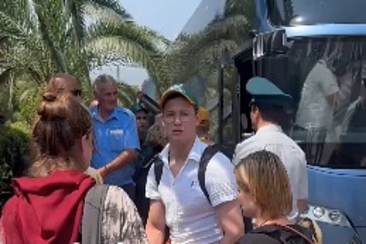 Новосибирца Никиту Кологривого эвакуировали из Ирана после атаки Израиля