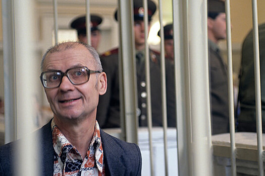 Адвокат маньяка Чикатило Марат Хабибулин погиб в автоаварии под Луганском