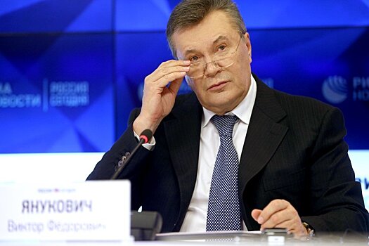 Янукович дал совет Зеленскому