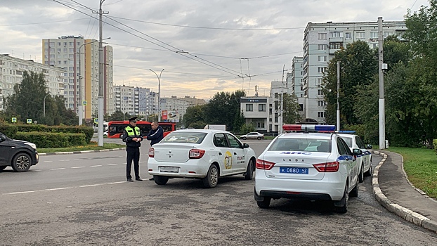 Нелегальные таксисты попались инспекторам в Кемерове