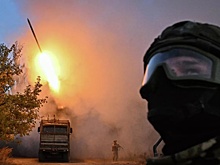 Почему Зеленский спокойно пьет шампанское, пока его армия терпит поражения — аналитика и слухи