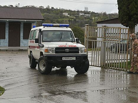 В Абхазии в ДТП с микроавтобусом пострадали девять туристов