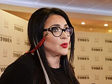 Коронавирус помешал разводу Лолиты