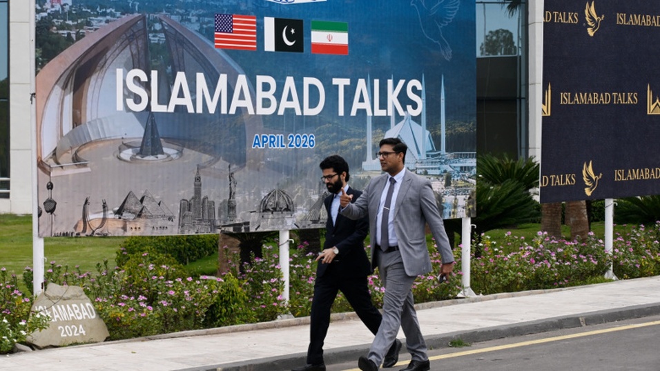 Трамп: США больше не будут отправлять людей в Пакистан для встреч с Ираном