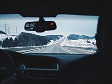 Названа самая распространённая ошибка водителей на зимних дорогах