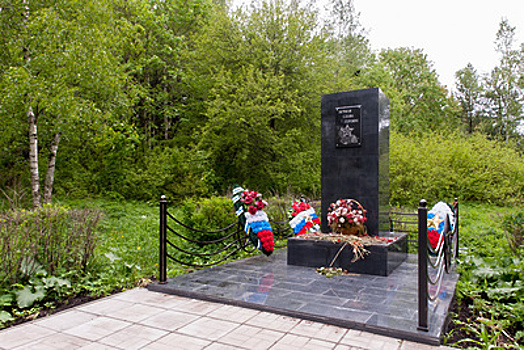 Отреставрированный памятник воинам ВОВ открыли в Сергиевом Посаде